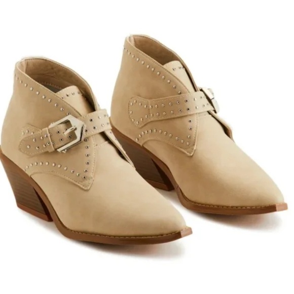 Seven7 Dallas Ankle Studded Bootie Color Stone - Picture 1 of 12